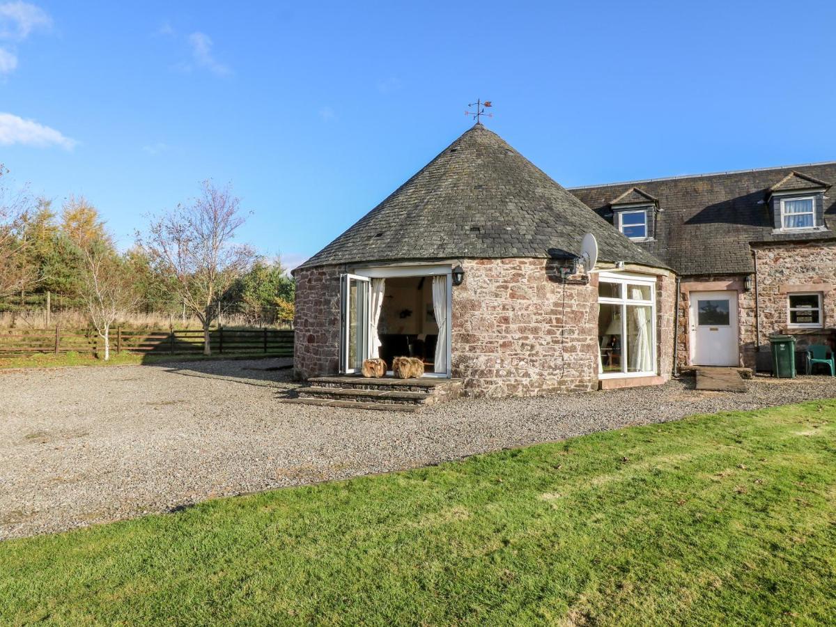 The Roundhouse Villa Auchterarder Buitenkant foto
